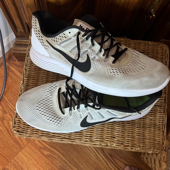 NIKE LUNARGLIDE 8 WHITE MESH ATHLETIC SHOES WITH INSIDES & STRINGS BLACK VGUC - Picture 11 of 12